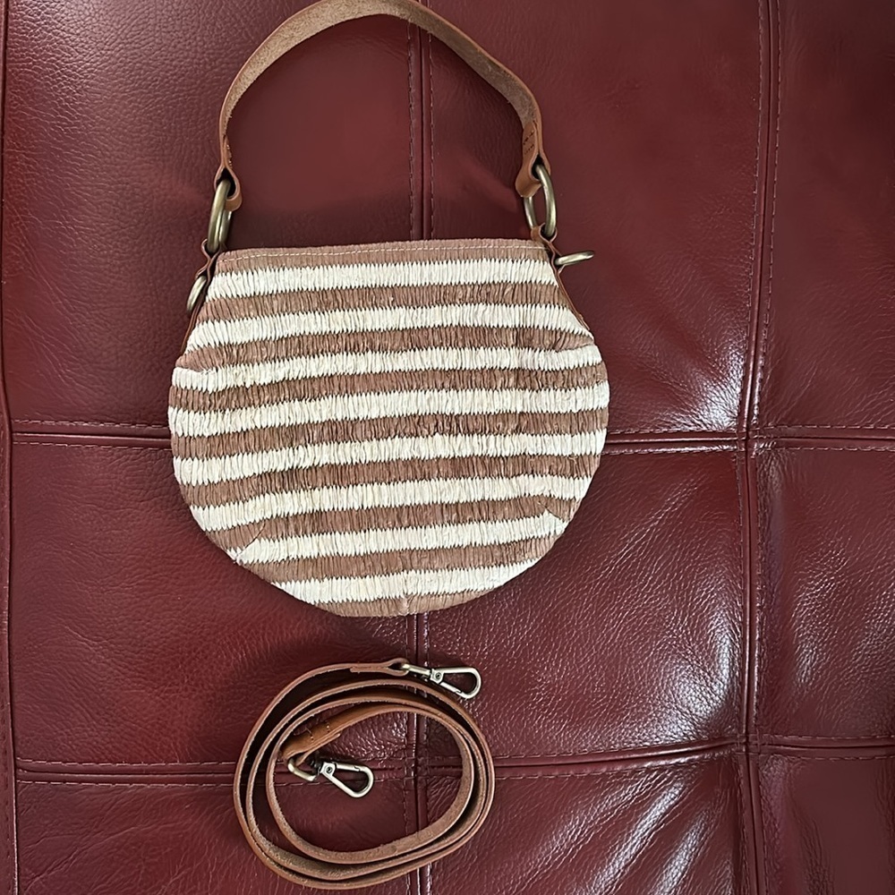 Soludos  Raffia ISLA Crossbody Bag - Picture 5 of 7
